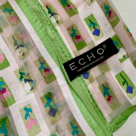 Vintage Echo Green Floral Spring Patterned Silk Scarf - Picture 4 of 5